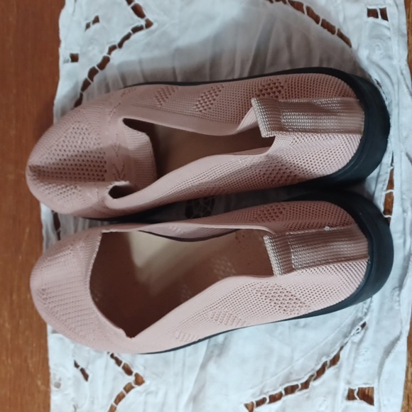 Pink Crochet Slip On Padded Insoles Flats 10 = 42 New - Picture 4 of 8